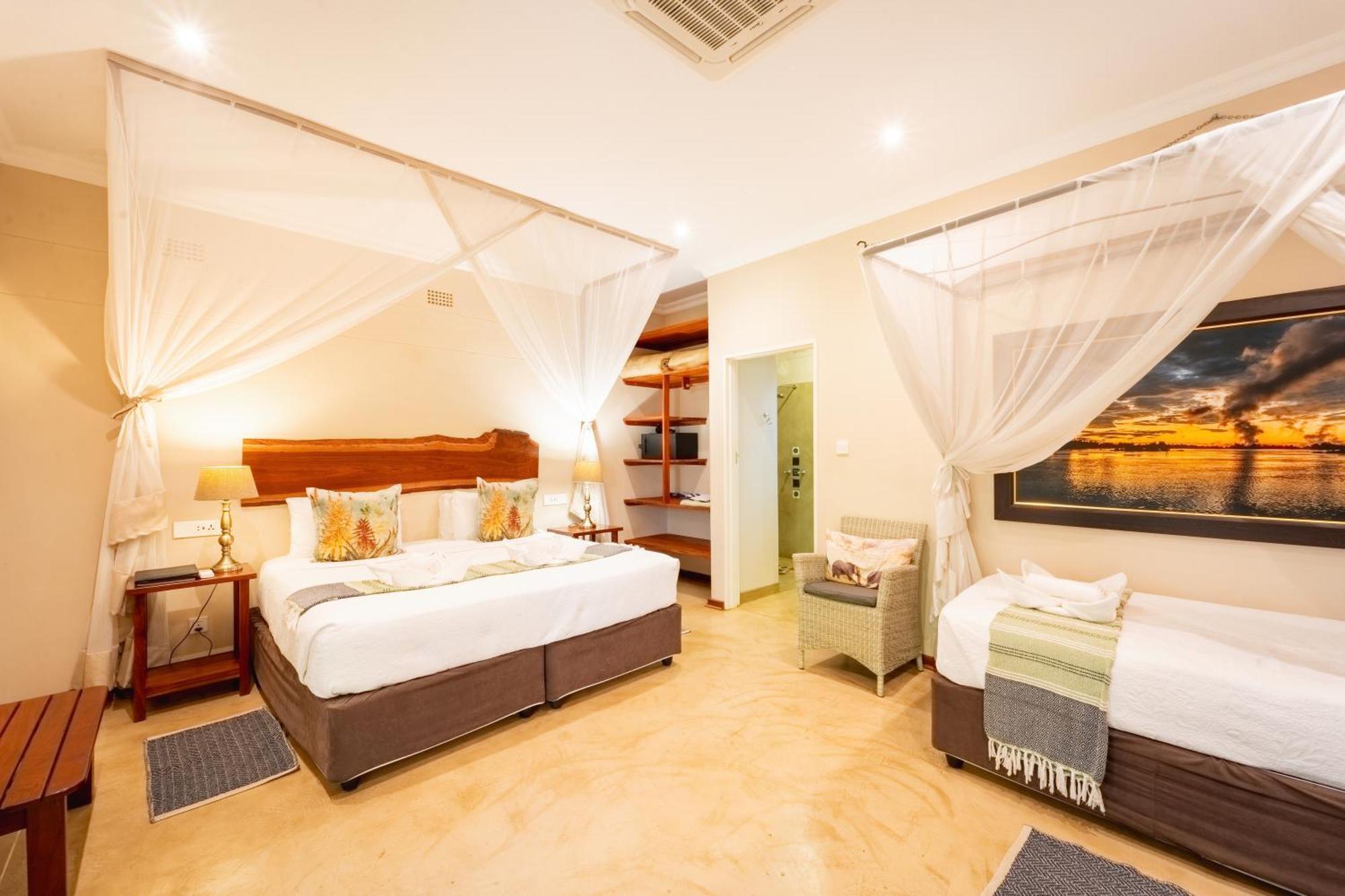 Bayete Guest Lodge Victoria Falls Exteriör bild