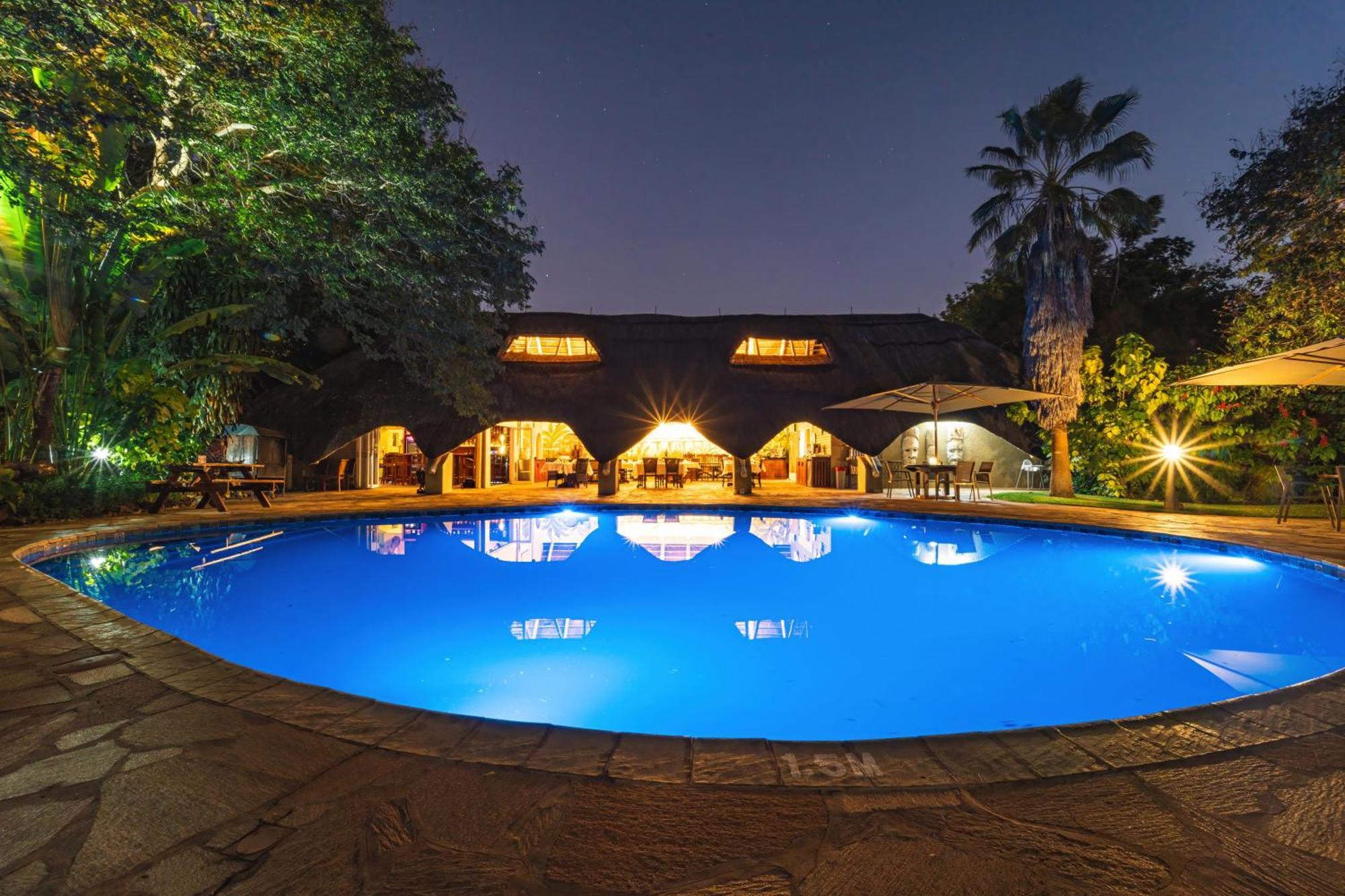 Bayete Guest Lodge Victoria Falls Exteriör bild