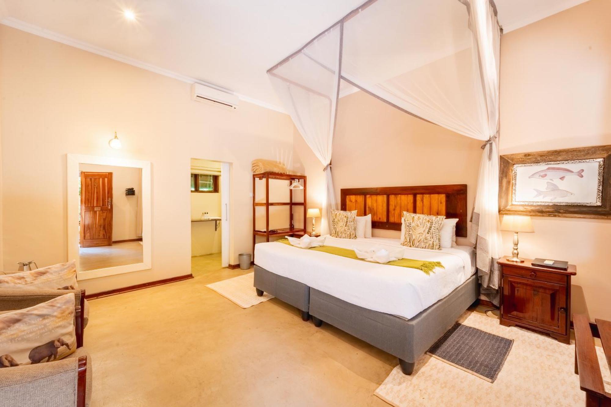 Bayete Guest Lodge Victoria Falls Exteriör bild