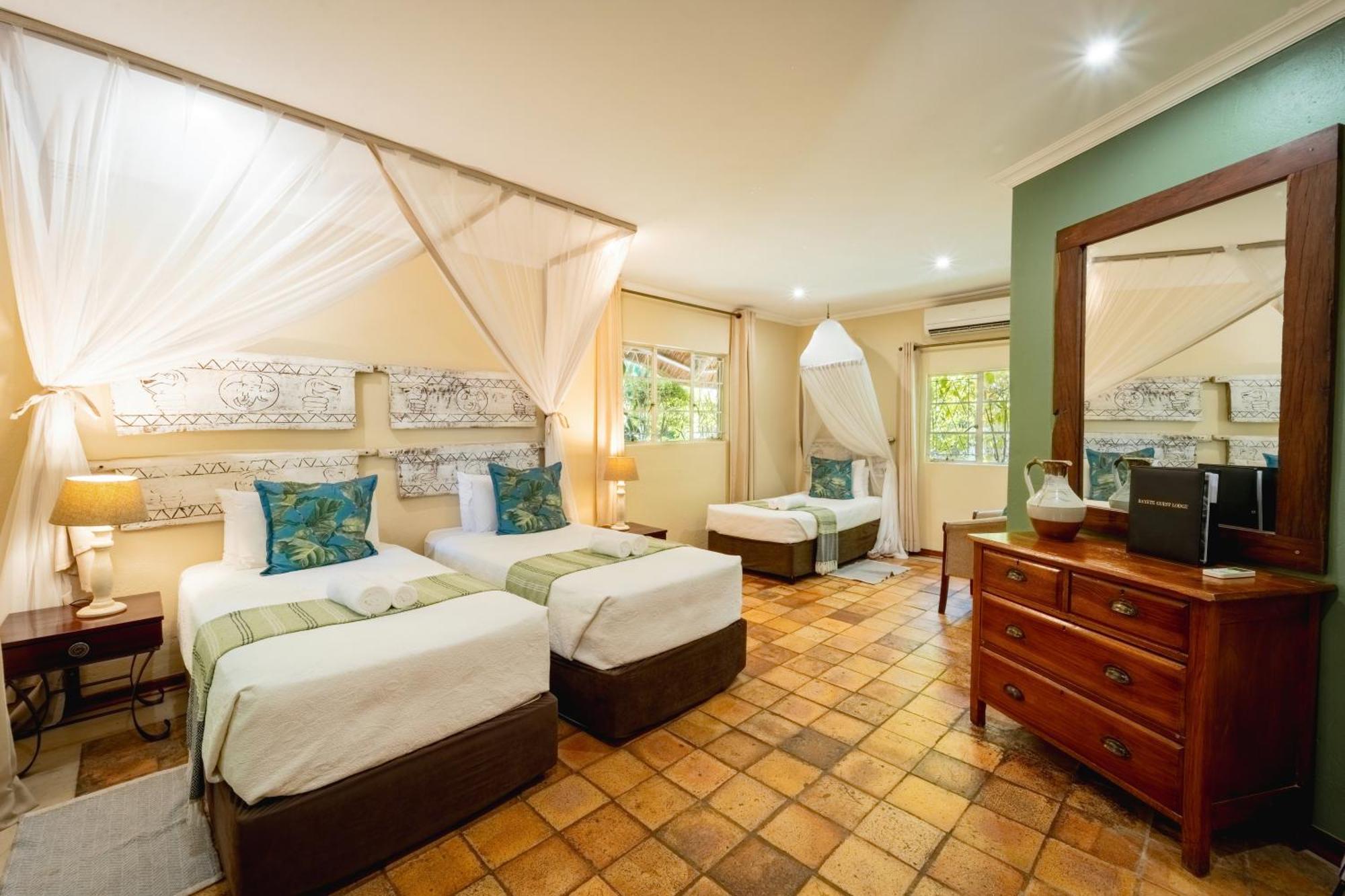 Bayete Guest Lodge Victoria Falls Exteriör bild